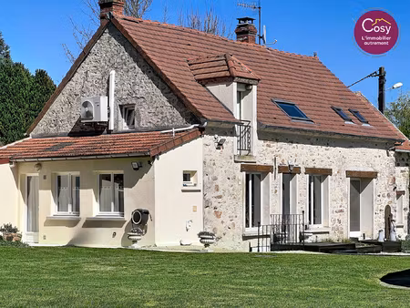 maison 4 chambres avec suite rdc  terrain 2900 m2  sans vis