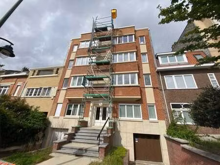 lumineux appartement 1 chambre et terrasse  idéalement situé