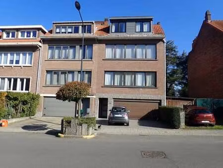 charmant appartement +/-90m²~2ch~terrasse ~balcon~empl. pkg