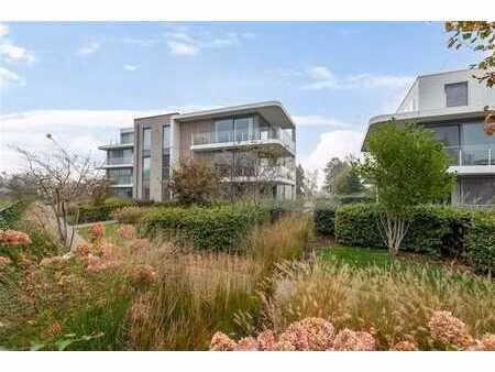 kwalitatief afgewerkt appartement met knap uitzicht te putte