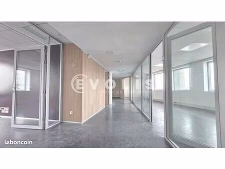 local bureaux 195 m²