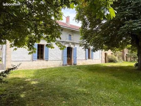 maison 3 pièces 137 m²
