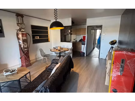 location appartement  52.18 m² t-2 à attignat  550 €