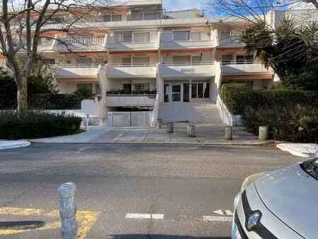 appartement 19 m2 terrasse 12m2 parking