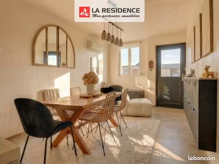 maison 8 pièces 135 m²