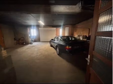 garage local avec atelier
