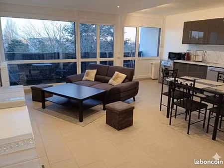 appartement 3 pièces (67m2) meublé avec balcon