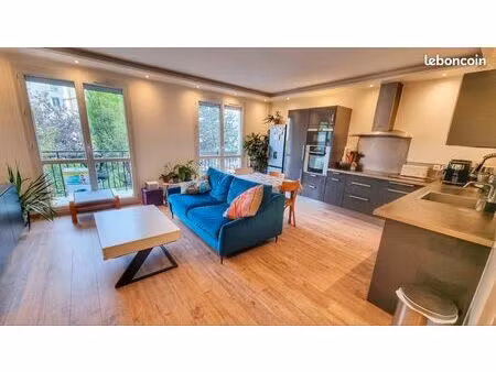 appartement 64m² + cave et parking