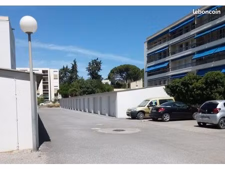 a louer garage à montpellier  quartier beaux arts