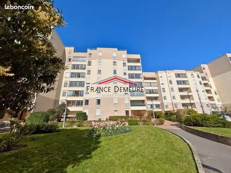 appartement 2 pièces 56 m²