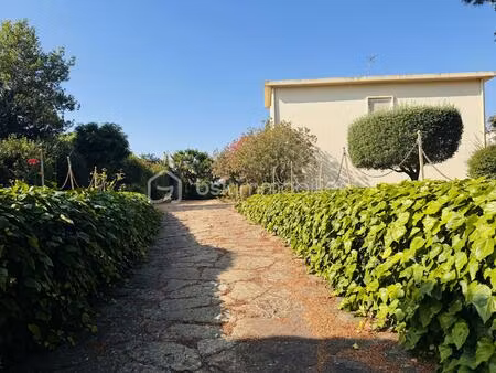 maison de 188 m² à montblanc