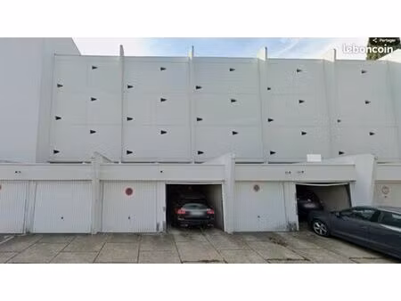 garage/box 13 m² la grande motte