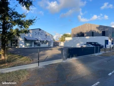 à louer box 35m2 à la tremblade