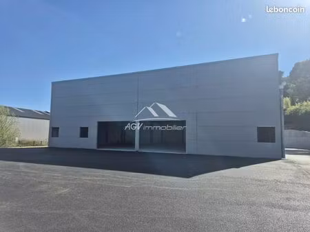local commercial 600 m² alès