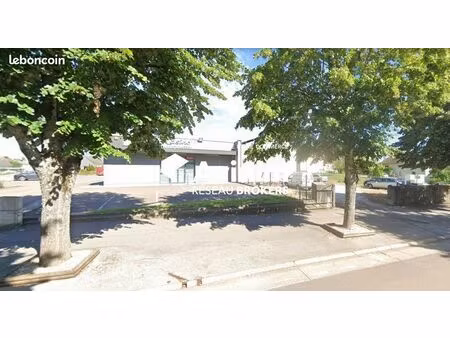 local commercial 300 m² fontaine-française