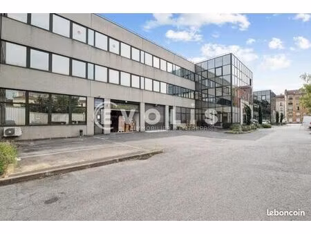local d'activité 960 m²