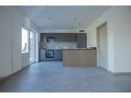 magnifique maison 4 chambres avec garage et jardin