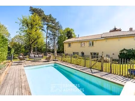 maison de caractère au calme avec piscine