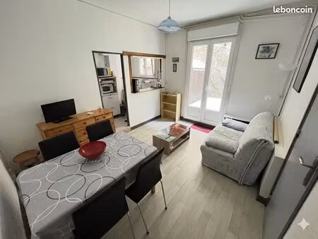 en plein centre de dinard - t2 de 31 m² avec terrasse privative