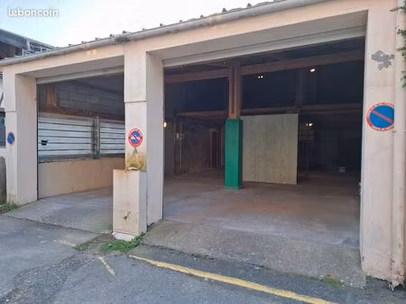 bâtiment pour stockage  artisans ou garage