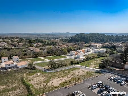 terrain 330 m² aspiran