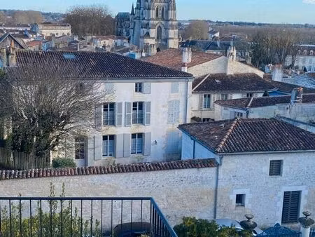 saintes (17) – centre historique – ensemble immobilier rare à rénover – fort potentiel