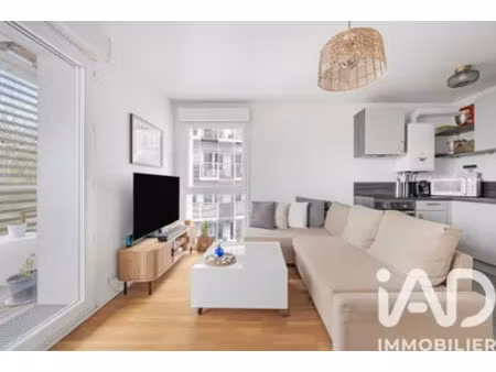 appartement à montreuil (93100)