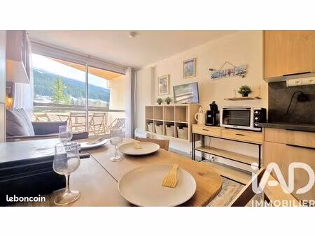 studio 1 pièce 19 m²