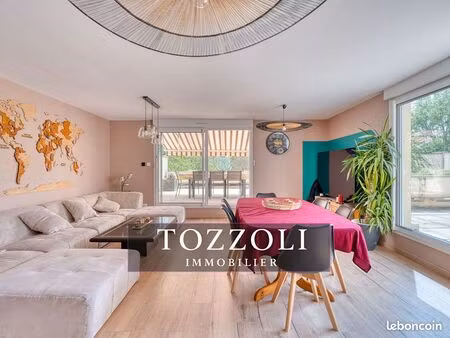 appartement 8 pièces 131 m²