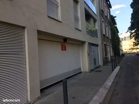 vend garage sécurisé europle gare