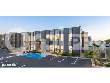 bureau 315 m²