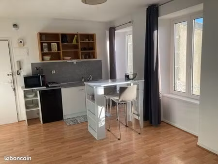 studio - 23 28m2 - rue saint guillaume saint brieuc