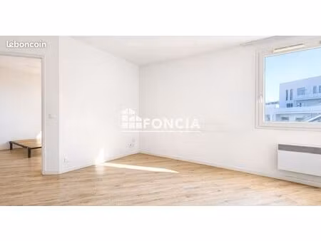 t2 rentable à 6 % - emplacement ultra porteur l'union