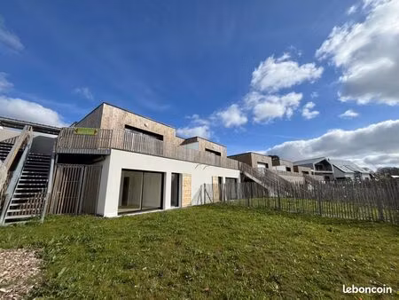 maison 4 pièces 104 m²