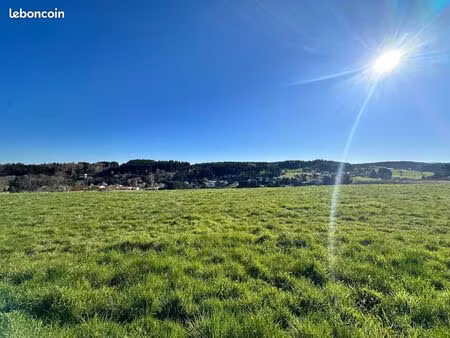 terrain à bâtir de 811 m2