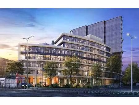 bureaux de 646 m² à proximité de l’a201.