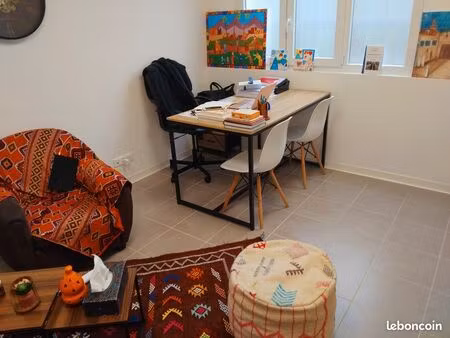 location cabinet paramédical