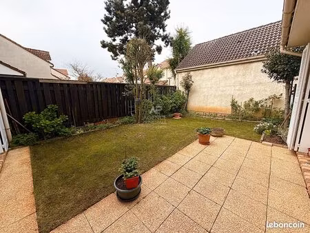 pavillon 5 pièces 147 m²