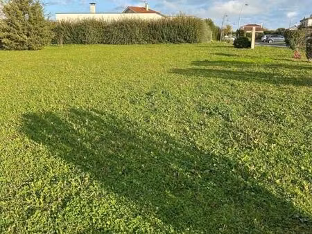 terrain 525 m² francheville