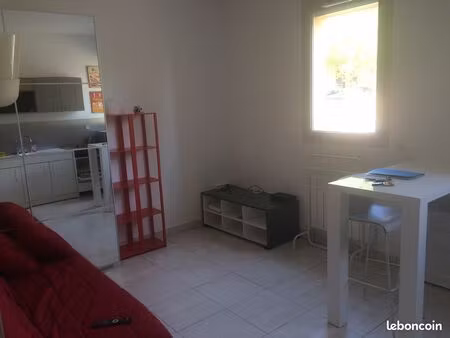 studio à louer – esplanade de dardilly - centre