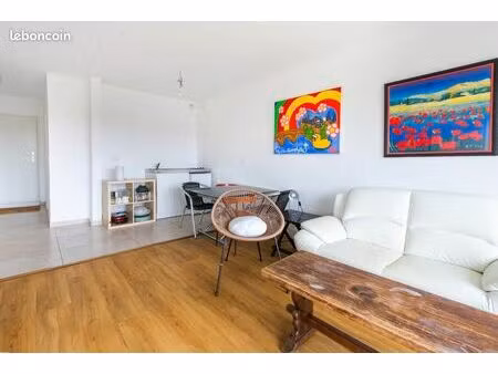 appartement 2 pièces 41 m²