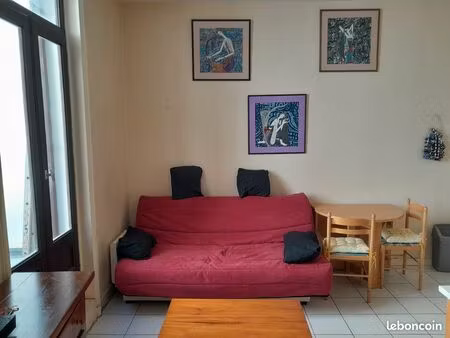 particulier loue t1 34 m2 centre-ville la rochelle 625 hors charges