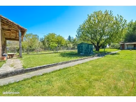 maison de village 5 pièces 120 m²