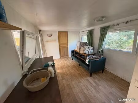 bungalow dans centre naturiste