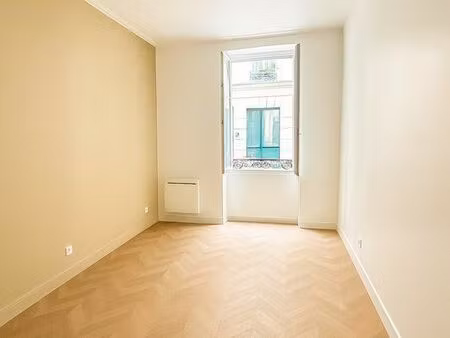 cabinet médical & paramédical entièrement rénové – paris 17ᵉ