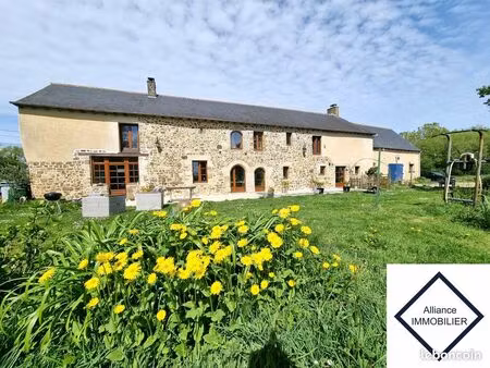 longère 6 pièces 250 m²