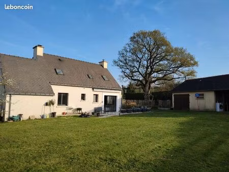 maison rénovée 5 chambres avec dépendances