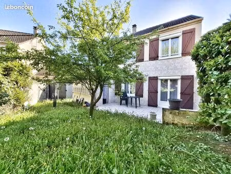 pavillon 5 pièces 83 m²