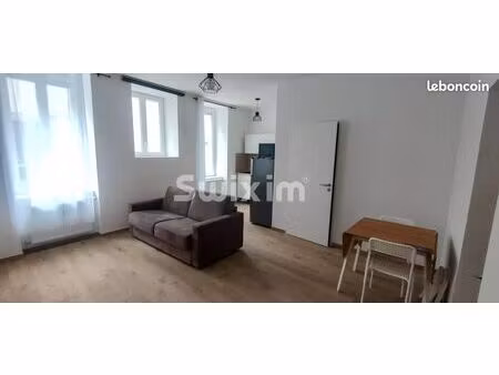 studio 1 pièce 26 m²