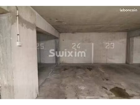 parking/box 1 pièce 15 m²